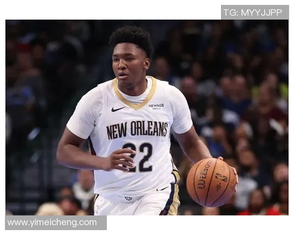 黄蜂队新秀荣获西部月最佳新秀荣誉，展现非凡个人实力